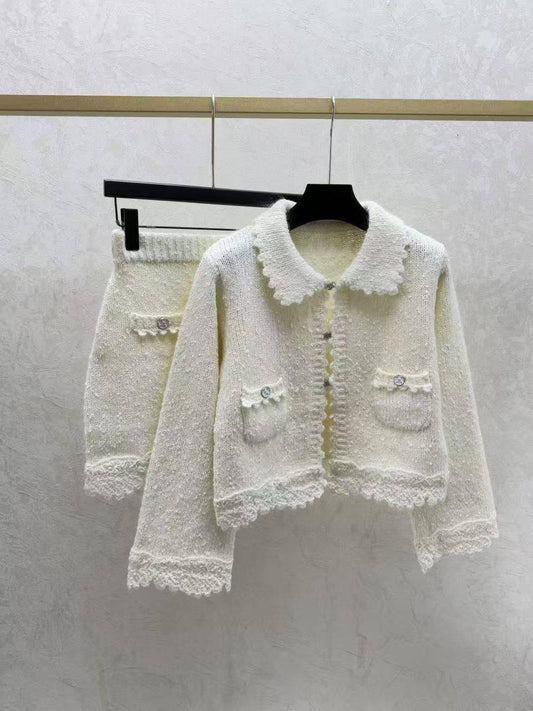 *New collections*                                                
CHANEL
*Super Master quality*
*Sizes: S M L XL* 
810 dhs💓

Zain308
♥️♥️♥️