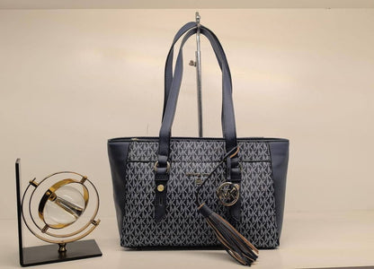 Mk 
95 dhs🪙
Size 35cm

Zain161
♥️♥️♥️