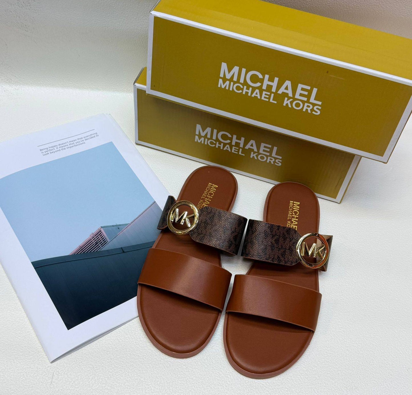 MK
Size 36to41
75 dhs💓

Zain236
♥️♥️♥️