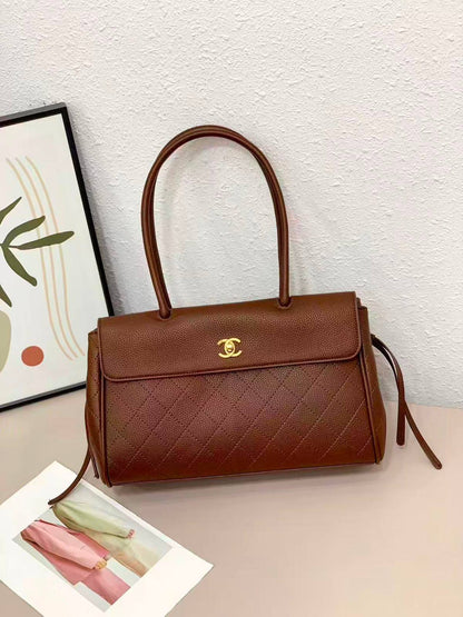 Chanel

115 dhs🇦🇪🇦🇪

Zain143
♥️♥️♥️