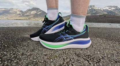 ASICS GEL-NIMBUS 28 black/blue/and green colorway. 
40-45 AVAILABLE 
220 dhs✅

Zain242
♥️♥️♥️