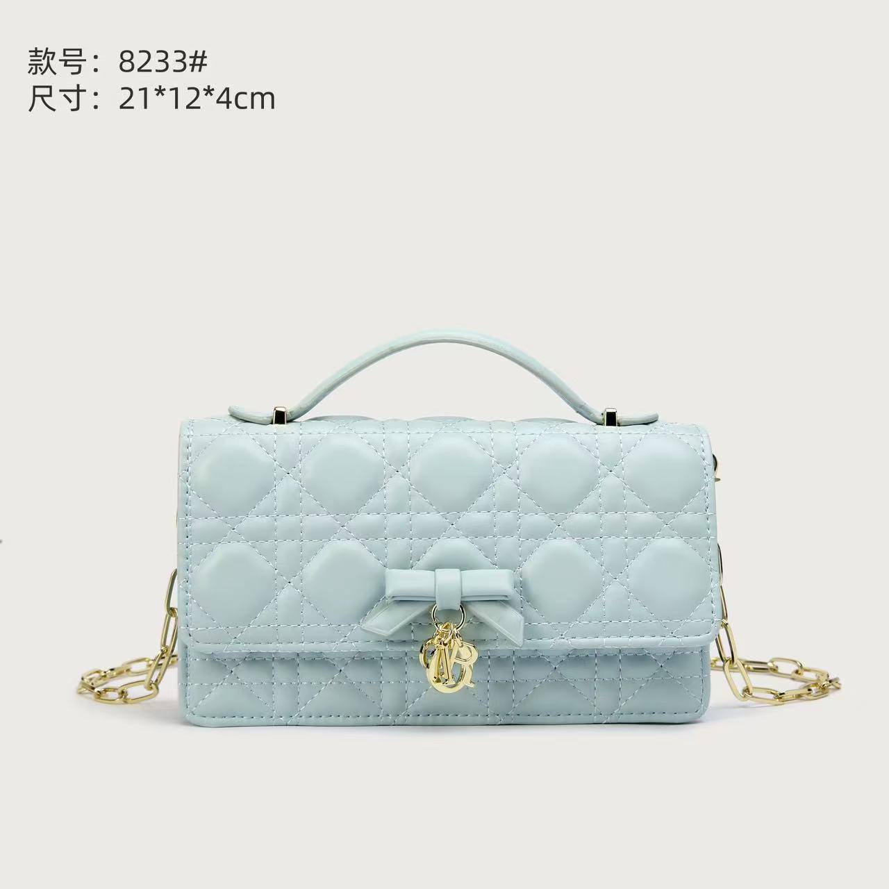 Dior
withbox 
120 dhs🇦🇪🇦🇪

Zain143
♥️♥️♥️
