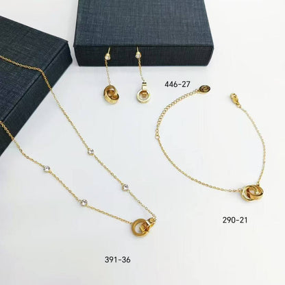 *STAINLESS STEEL SET❤️‍🔥*
Non tarnish 💯
Necklace ❤️
Bracelet 🦋
Earring 🍁

With normal boxes 📦 
And paper bag 🛍️
35 dhs💓

Zain216
♥️♥️♥️