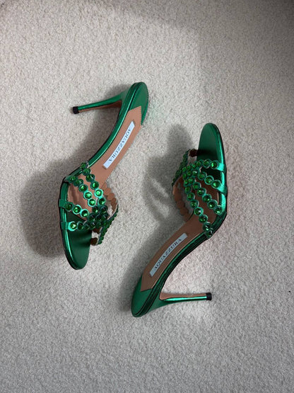 Aquazzura
𝑨𝑨𝑨 𝑸𝑼𝑨𝑳𝑰𝑻𝒀
𝑺𝑰𝒁𝑬 {36 𝒕𝒐 42}
𝑯𝑬𝑬𝑳 8.5 𝑪𝑴
490 dhs🇦🇪

Zain81
♥️♥️♥️