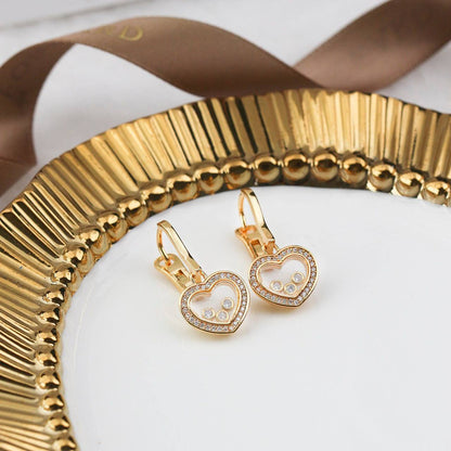 Chopard❤️‍🔥*
Earring ✨
Master quality 💯
With normal boxes 🗃️ 
60 dhs🇦🇪

Zain216
♥️♥️♥️
