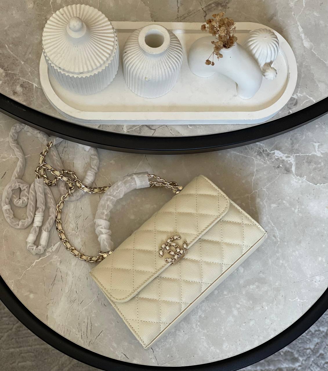 CHANEL✨
Available original box 📦 
With full packing 🎀🎀
Super high quality 💥💥
For Price 👇 WhatsApp✅
0568585901 
0507557372
0552275751 Owner Zain 👌

Zain283
♥️♥️♥️