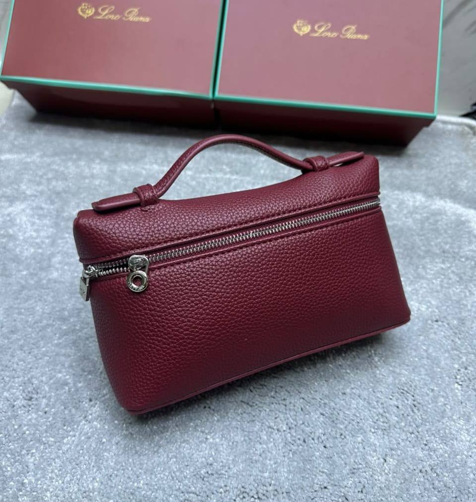 Loro Piana
withbox 
85 dhs🇦🇪🇦🇪

Zain143
♥️♥️♥️