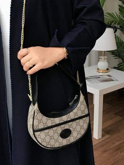 Gucci
95 dhs🇦🇪🇦🇪
with box

Zain26
♥️♥️♥️