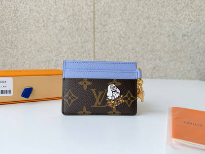 💞  *New Lv*💞
💞*card holder*💞
300 dhs🪙🌨️

Zain275
♥️♥️♥️
