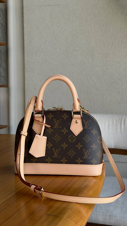 New collection ⚜️
LV 🧡
VIP quality 💎
Alma BB ✨
Size : 23.5 cm
For Price 👇 WhatsApp✅
0568585901 
0507557372
0552275751 Owner Zain 👌

Zain336
♥️♥️♥️