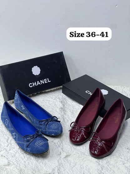 Chanel 
New arrive
Size 36-41
105 dhs🇦🇪🇦🇪

(Limited stock )🙏

Zain21
Zain86
♥️♥️♥️