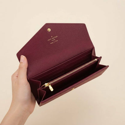 LV
LONG WALLET
ғʟᴀᴘ ᴇɴᴠᴇʟᴏᴘᴇ
ᴇᴍᴘʀᴇɪɴᴛᴇ ᴍᴏɴᴏɢʀᴀᴍ
ɢᴏʟᴅ ʜᴀʀᴅᴡᴀʀᴇ
sɪᴢᴇ : 19 cm
ᴡɪᴛʜ BOX

45 dhs🇦🇪🇦🇪

Zain31
♥️♥️♥️
