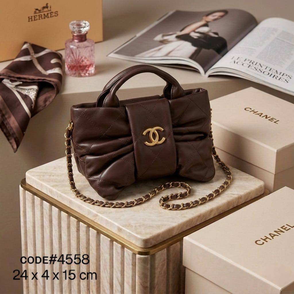 CHANEL ᴍɪɴɪ ʙᴏᴡ
sʜɪɴʏ ʟᴀᴍʙsᴋɪɴ ᴍᴀᴛᴇʀɪᴀʟ
ɢᴏʟᴅ ʜᴀʀᴅᴡᴀʀᴇ
ɢᴏʟᴅ ᴄʜᴀɪɴ ʙᴇʟᴛ sᴛʀᴀᴘ
sɪᴢᴇ : 24 cm

75 dhs✅

Zain31
♥️♥️♥️