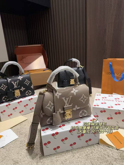 LV
Master💓💓💓
300 dhs✅

Zain153
♥️♥️♥️