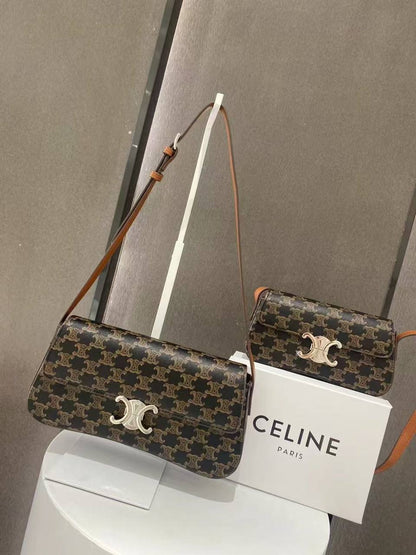 CELINE
110 dhs✅
Best quality 
with box🎁

small size 21 CM
big size 28 CM

Zain90
♥️♥️♥️