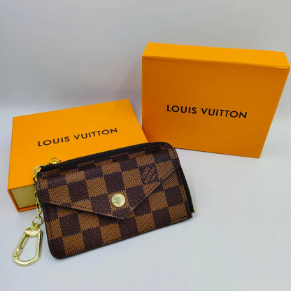 LV Wallets
35 dhs❣️

Zain40
♥️♥️♥️