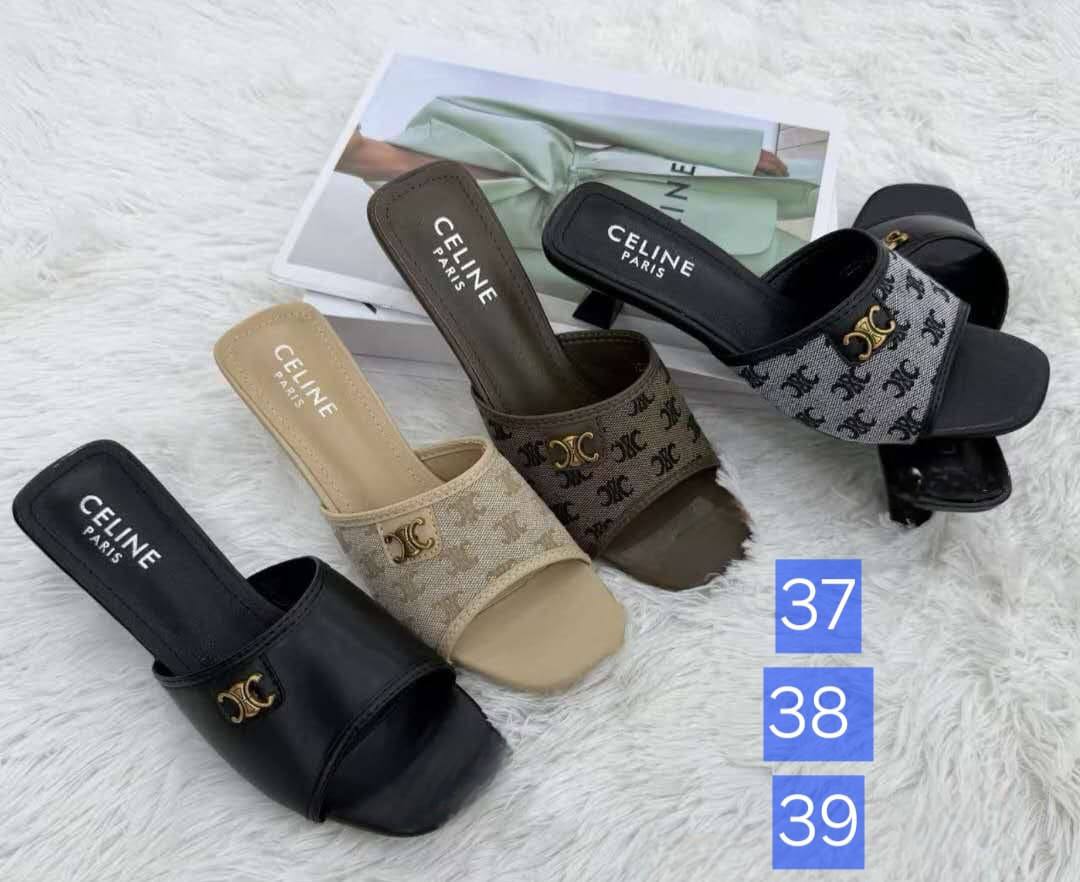 Slippers
offer
60 dhs🪙💚

Zain22
♥️♥️♥️