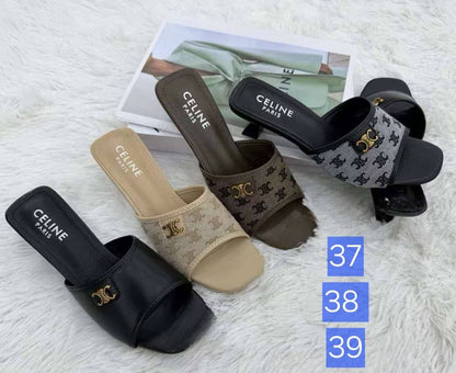 Slippers
offer
60 dhs🪙💚

Zain22
♥️♥️♥️