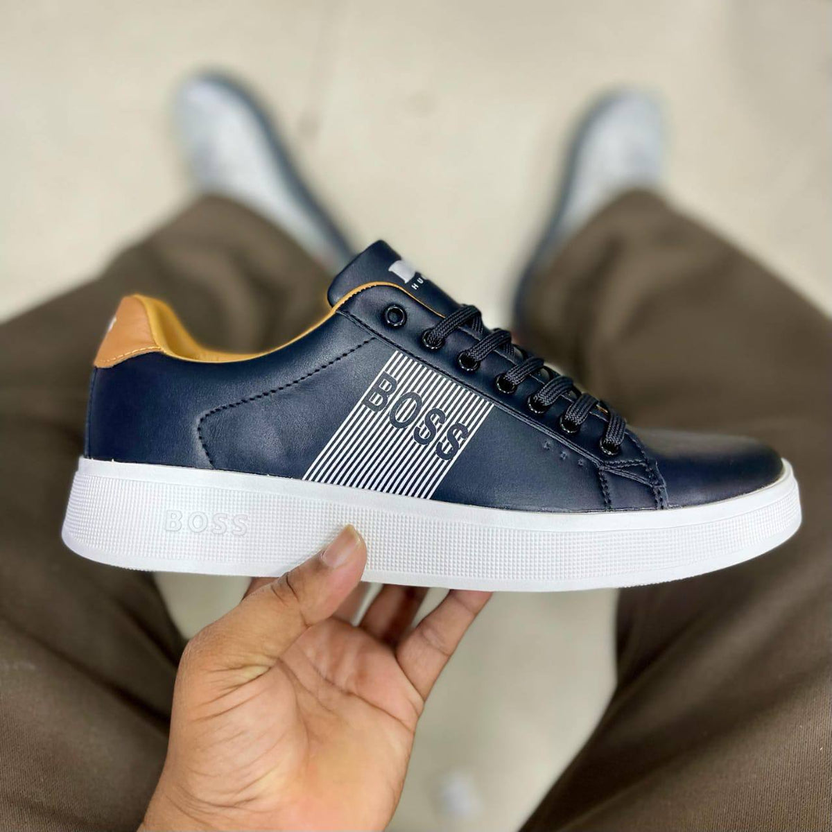 LV
Boss

110 dhs🇦🇪🇦🇪
40 to 44

Zain27
♥️♥️♥️