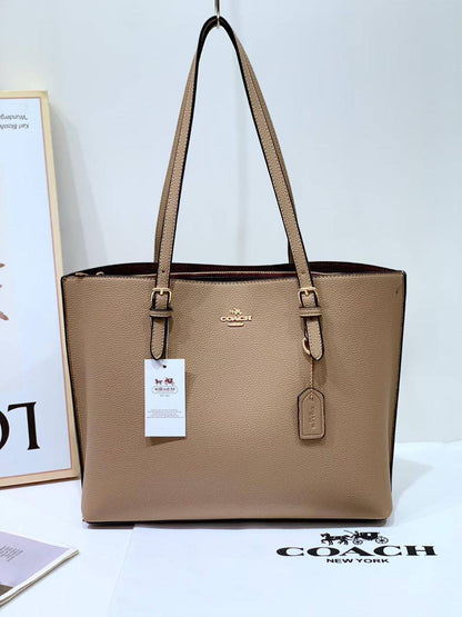 Coach
Best quality
105 dhs❤️
size 41cm

Zain158
♥️♥️♥️