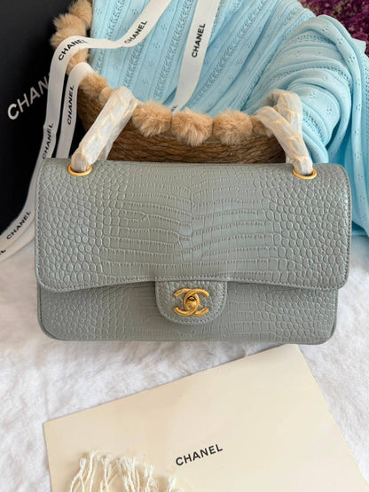 Chanel

300 dhs

Zain134
♥️♥️♥️