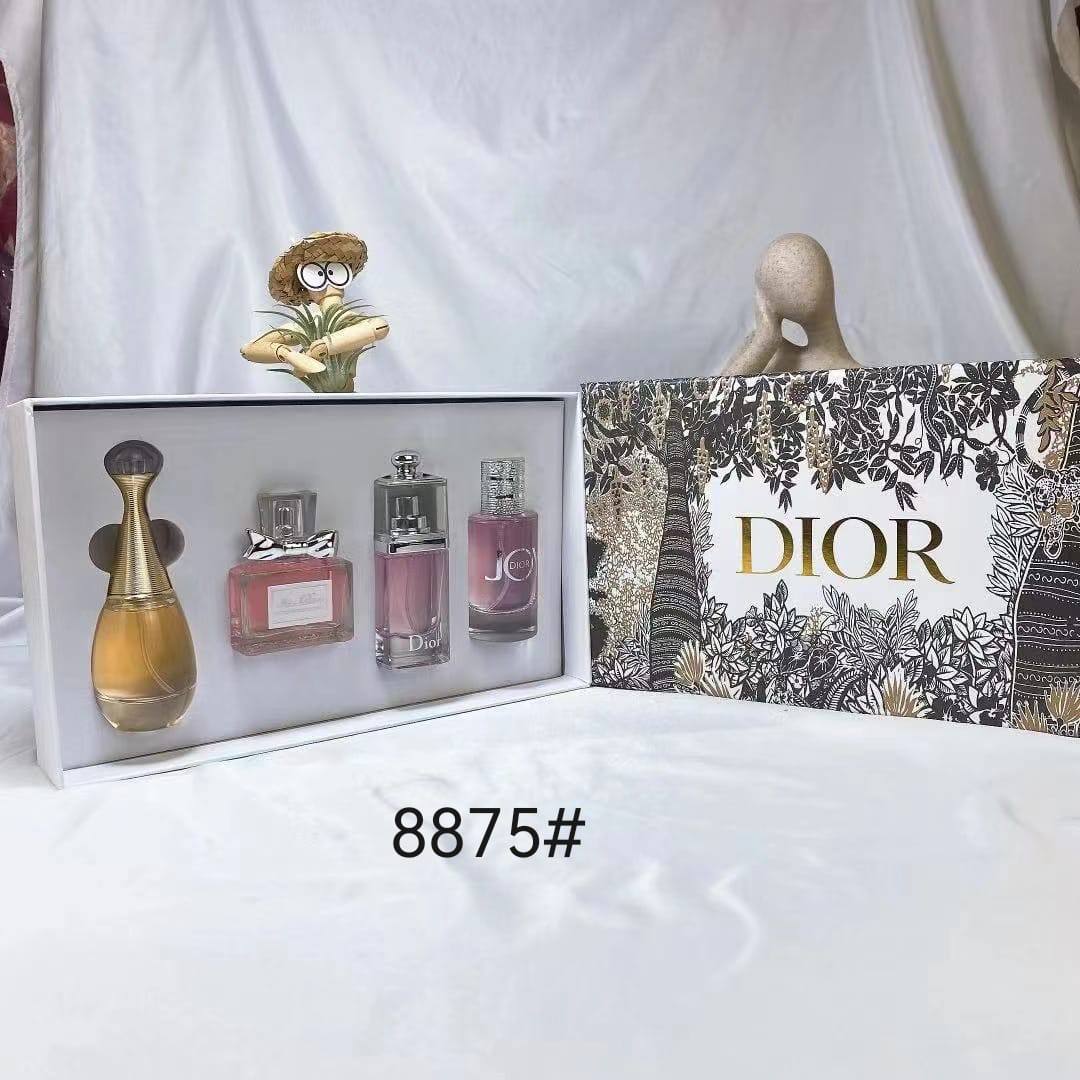 Dior Set
55 dhs🪙🌨️

Zain24
❤️❤️❤️