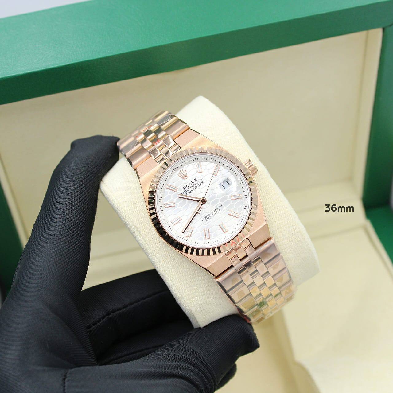 ROLEX LAND DWELLER UNISEX AUTOMATIC 36MM

260 dhs🪙🌺

Zain58
♥️♥️♥️