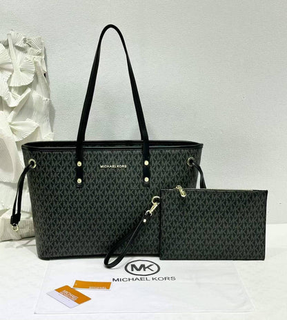 Mk 

good quality 
110 dhs🇦🇪🇦🇪

Zain215
♥️♥️♥️
