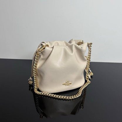 Coach Master
18cm
210 dhs🪙🌨️

Zain248
♥️♥️♥️