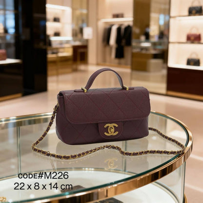 CHANEL ᴛᴏᴘ ʜᴀɴᴅʟᴇ
ᴄʀᴏssʙᴏᴅʏ ʙᴀɢ
ᴄᴀᴠɪᴀʀ ʟᴇᴀᴛʜᴇʀ ᴍᴀᴛᴇʀɪᴀʟ
ɢᴏʟᴅ ʜᴀʀᴅᴡᴀʀᴇ
sɪᴢᴇ : 22 cm

75 dhs💓

Zain31
♥️♥️♥️