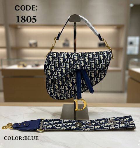 ᴄʀɪsᴛɪᴀɴ ᴅɪᴏʀ sᴀᴅᴅʟᴇ ғʟᴀᴘ ʙᴀɢ
ᴛᴏᴘ ʜᴀɴᴅʟᴇ ɢᴏʟᴅ ᴛᴏɴᴇ 
ᴄʀᴏssʙᴏᴅʏ ʙᴀɢ
ᴡɪᴛʜʙᴏx
ʟᴇᴀᴛʜᴇʀ
sɪᴢᴇ:ʜ20*24ᴄᴍ
115 dhs🇦🇪🇦🇪

Zain56
♥️♥️♥️