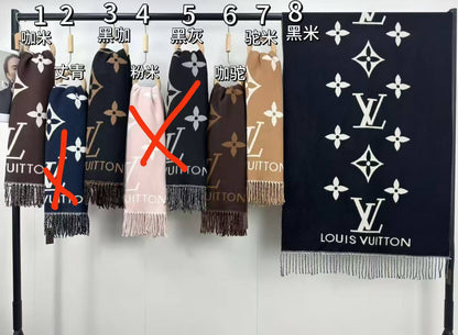 Scarf
45 dhs💓

Zain200
♥️♥️♥️