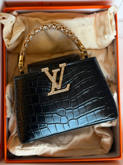 LV

For Price 👇 WhatsApp✅
0568585901 
0507557372
0552275751 Owner Zain 👌

ZainETAG 4
♥️♥️♥️