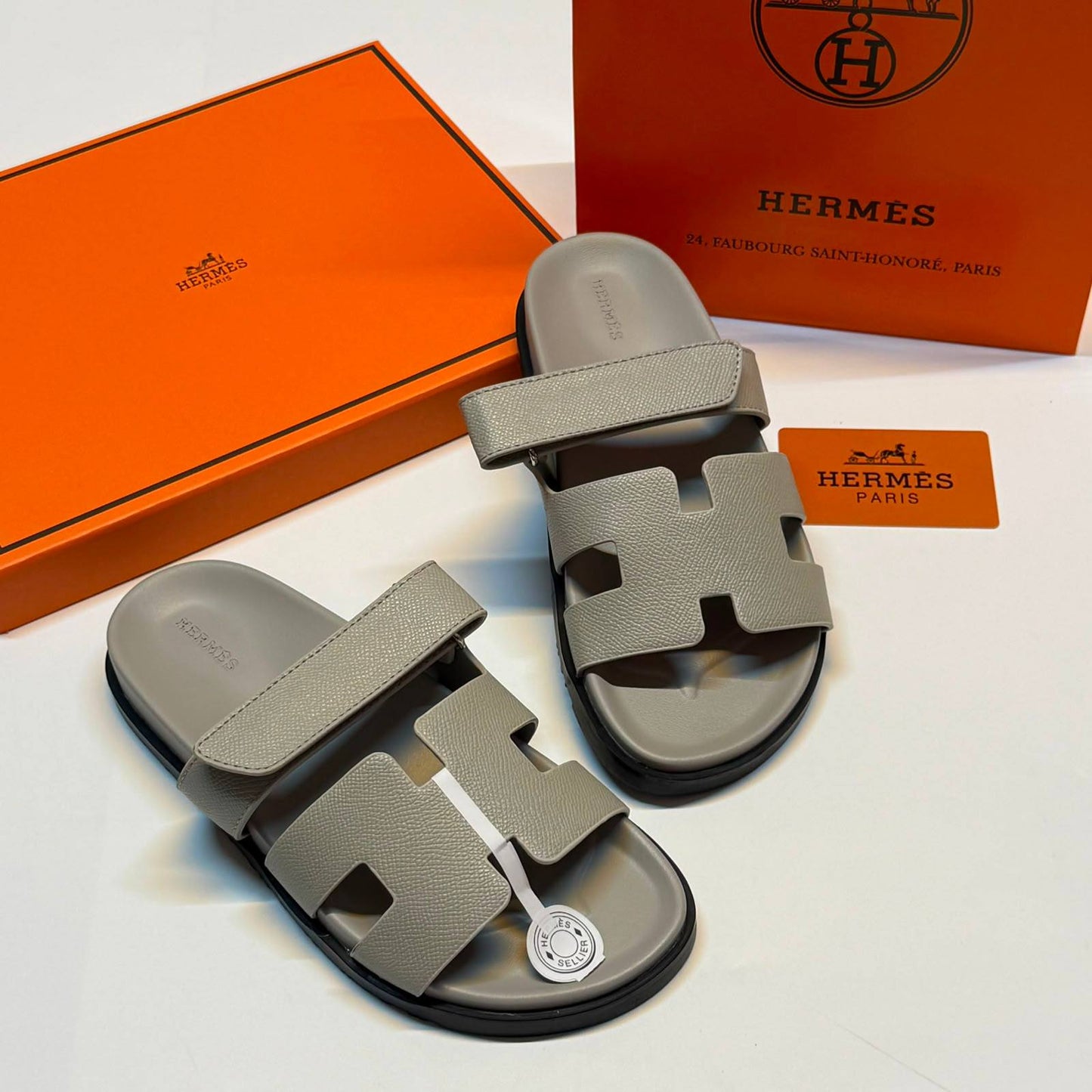 NEW CAME
HERMES SLIPPER
GOOD QUALITY
100 dhs✅
Size 36 TO 41

Zain40
♥️♥️♥️