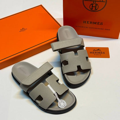 NEW CAME
HERMES SLIPPER
GOOD QUALITY
100 dhs✅
Size 36 TO 41

Zain40
♥️♥️♥️