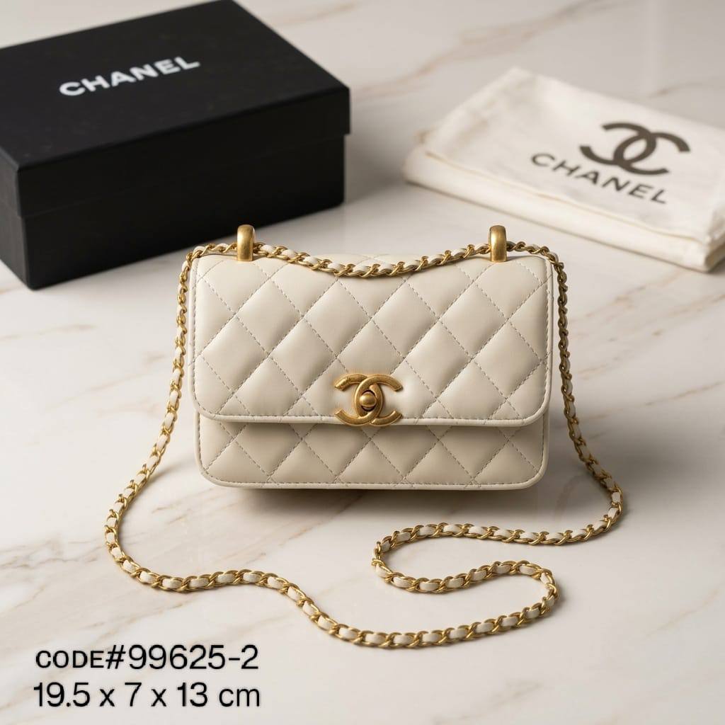 CHANEL ᴘᴇʀғᴇᴄᴛ ғɪᴛ
ғʟᴀᴘ ᴄᴏɪɴ ᴘᴜʀsᴇ ᴀɴᴅ ᴄʜᴀɪɴ
ǫᴜɪʟᴛᴇᴅ ᴄᴀʟғsᴋɪɴ ʟᴇᴀᴛʜᴇʀ
ɢᴏʟᴅ ʜᴀʀᴅᴡᴀʀᴇ
sɪᴢᴇ : 19.5  cm
ᴡɪᴛʜ BOX

75 dhs💓

Zain31
♥️♥️♥️
