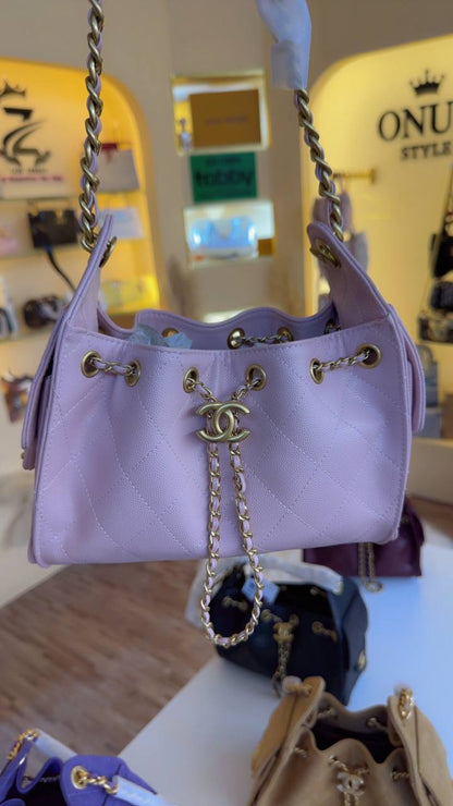 Chanel 
Master❣️❣️
 22Cm With Box
320 dhs🇦🇪🇦🇪

Zain131
♥️♥️♥️

Zc