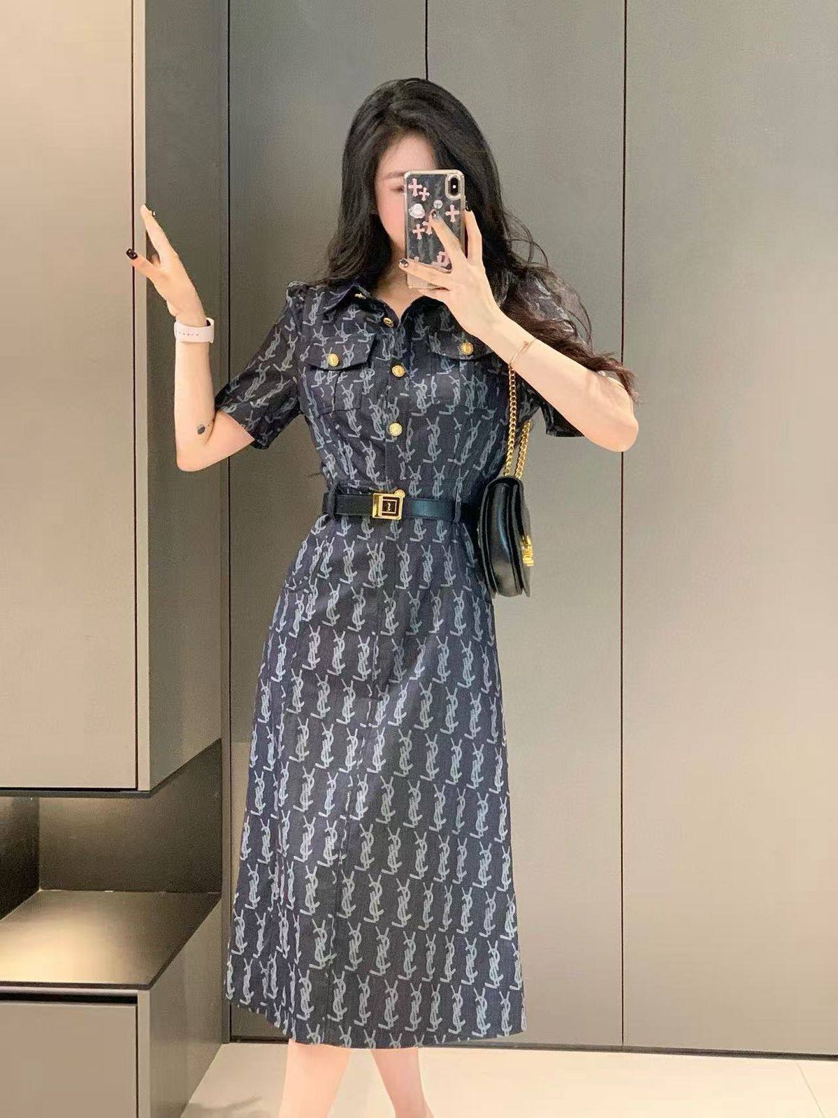 *New collections 
190 dhs👑
*good  quality  
*Sizes:S M L 
*AVAILABL

Zain231
♥️♥️♥️