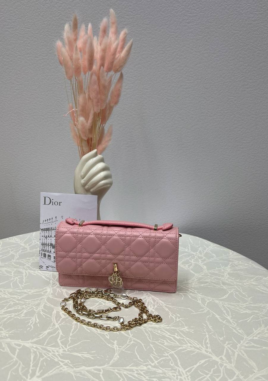 Dior 💕💕✨
Super master quality 🔥🔥
Available ✨💕💕
With full packing 📦🎀
For Price 👇 WhatsApp✅
0568585901 
0507557372
0552275751 Owner Zain 👌

Zain252
♥️♥️♥️