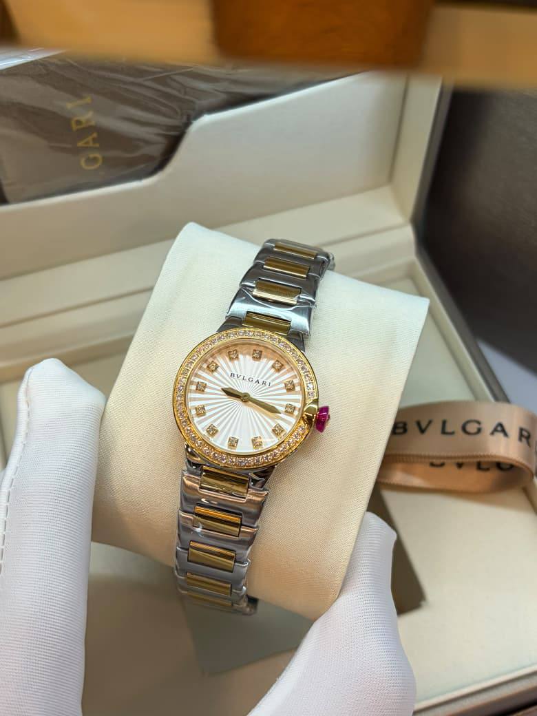 Bvlgari 
watch for ladies 
good quality 
320 dhs💓

Zain59
♥️♥️♥️