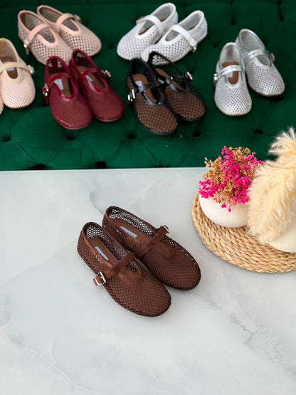 Alaia
Vip quality 
Size:36 to 41
450 dhs🇦🇪🇦🇪

Zain113
♥️♥️♥️