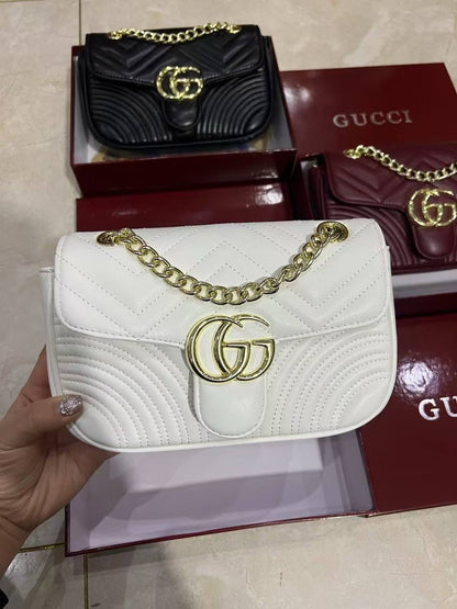GUCCI 
GOOD QUALITY 💯
90 dhs🪙💚
WITH BOX 📦

Zain28
♥️♥️♥️