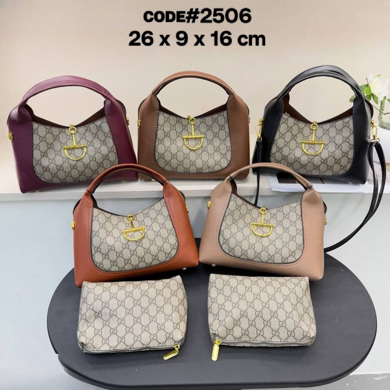 GUCCI ᴍɪɴɪ ᴇʙᴏɴʏ GG
sᴜᴘʀᴇᴍᴇ ᴄᴀɴᴠᴀs
ʜᴏʀsᴇʙɪᴛ ʟᴏᴄᴋ ʜᴀʀᴅᴡᴀʀᴇ
ᴡɪᴛʜ ᴘᴏᴜᴄʜᴇs ʜᴀs ʟᴏɴɢ ʙᴇʟᴛ
sɪᴢᴇ : 26 cm

70 dhs🇦🇪

Zain31
♥️♥️♥️