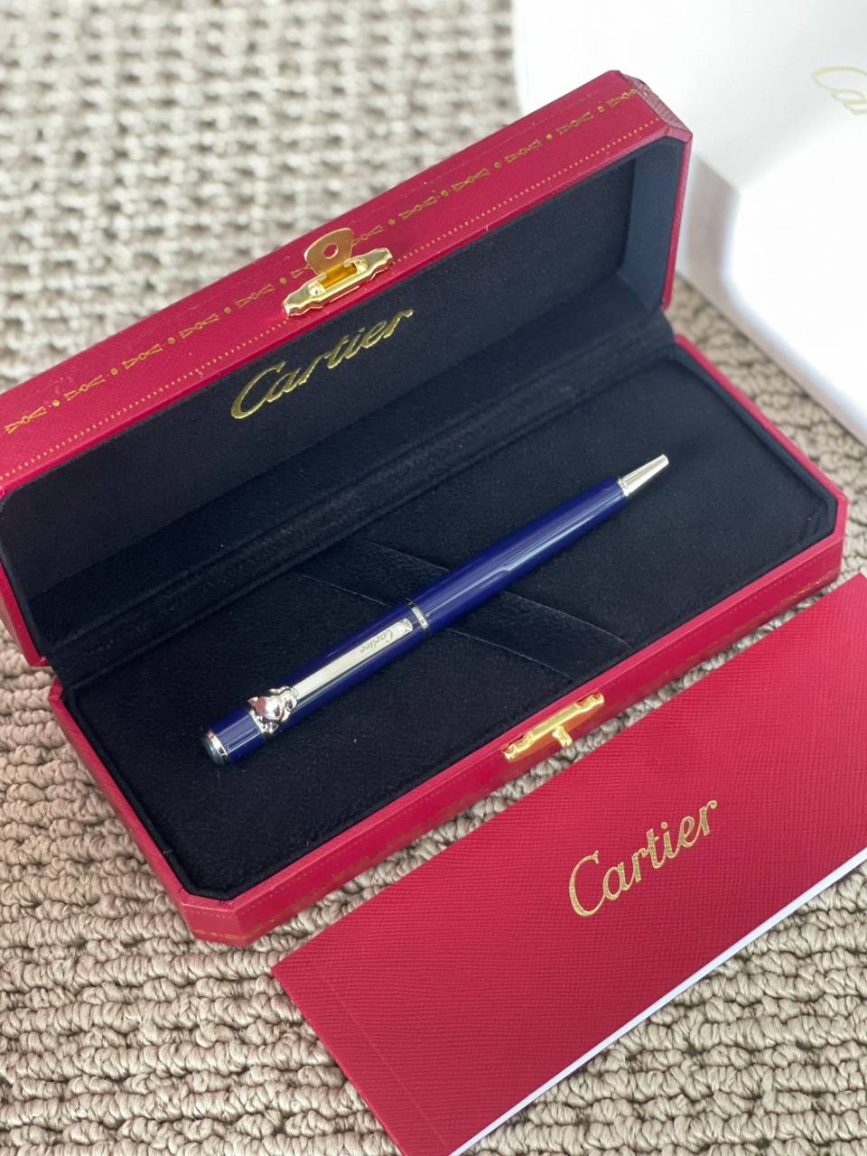 CARTIER
Pen ✍️*
*New Collection*
*Master Quality*
190 dhs✅

Zain179
♥️♥️♥️