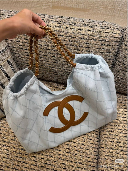 Chanel 💕🥰
Master🌺🌺
43cm🫶🏼🫶🏼 
360 dhs✅

Zain297
♥️♥️♥️