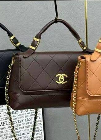 🍁 Chanel 25A
1⃣️ First quality +🎁
Size : 29 * 18 * 8 cm
95 dhs🇦🇪
with box🎁

Zain115
♥️♥️♥️