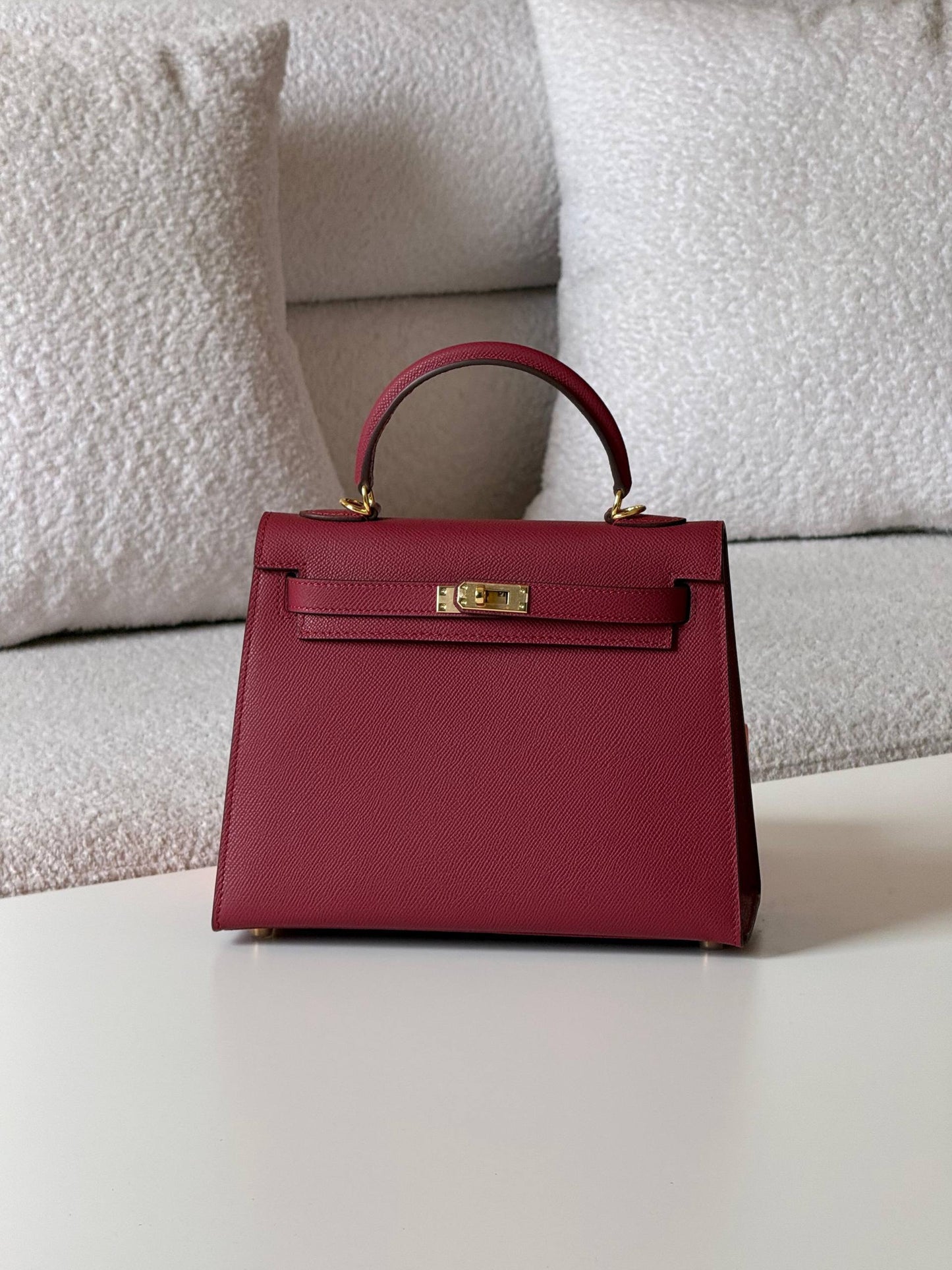 Hermes kelly 25cm💕master quality😍

with box❤️
🎁🎁🎁

380 dhs🪙🌨️

Zain52
♥️♥️♥️