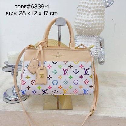 LV
ᴘᴀʟᴀɪs ᴛᴏᴘ ʜᴀɴᴅʙᴀɢ
ᴍᴏɴᴏɢʀᴀᴍ ʟᴇᴀᴛʜᴇʀ
ᴡɪᴛʜ ʟᴏɴɢ ʙᴇʟᴛ sᴛʀᴀᴘ
sɪᴢᴇ: 28 cm

70 dhs❣️

Zain31
♥️♥️♥️