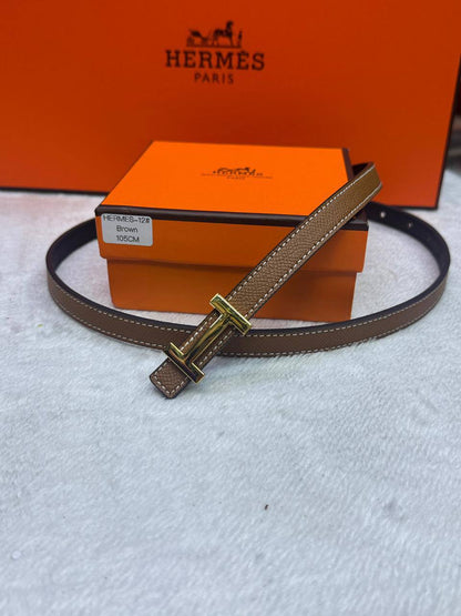 Hermes Belt

With box 
🎁🎁🎁

55 dhs💓

Zain93
♥️♥️♥️