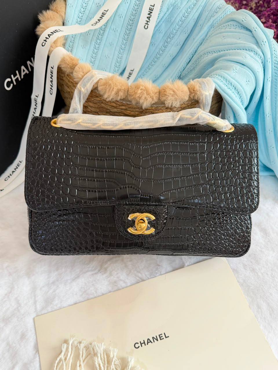 Chanel

300 dhs

Zain134
♥️♥️♥️